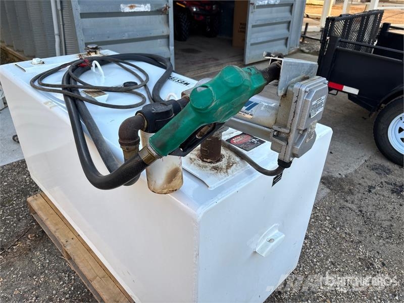 Westeel ROAD VAULT 1020 L Fuel Tank Kraftstoff- und Zusatzstoffbehälter
