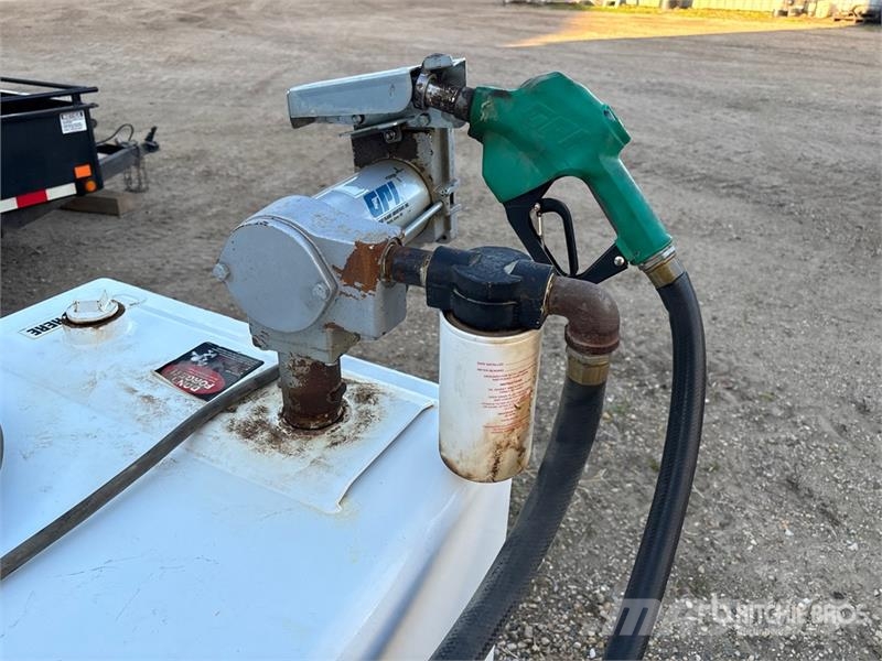 Westeel ROAD VAULT 1020 L Fuel Tank Kraftstoff- und Zusatzstoffbehälter