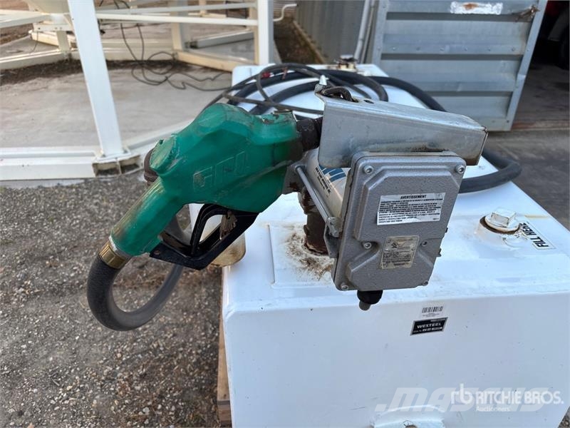 Westeel ROAD VAULT 1020 L Fuel Tank Kraftstoff- und Zusatzstoffbehälter