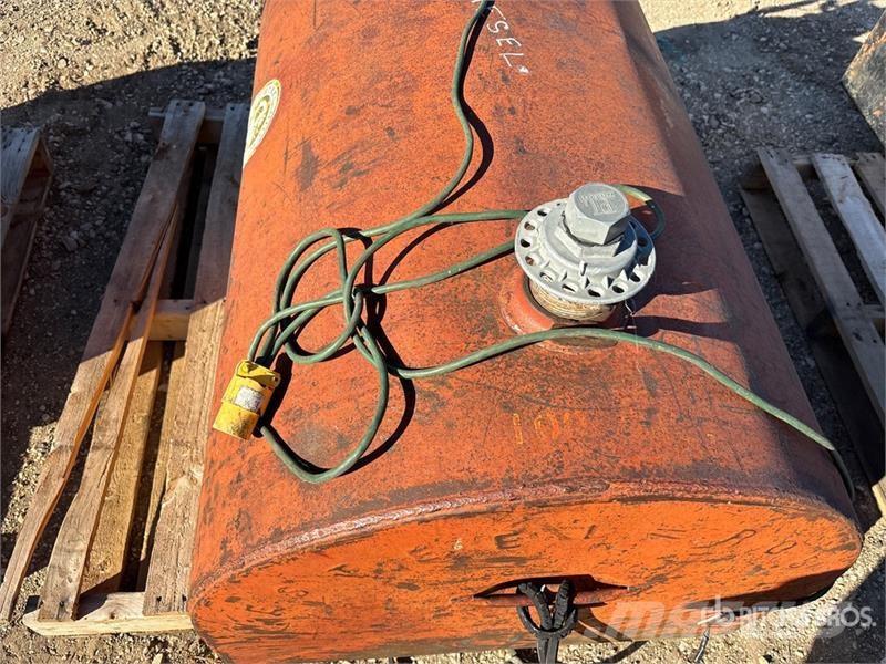 Westeel-Rosco 100 gal Diesel Fuel Tank Kraftstoff- und Zusatzstoffbehälter