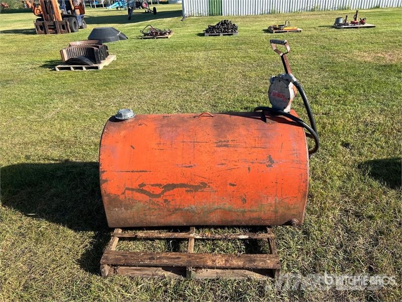 Westeel- Rosco 100 gal Portable Steel Fuel Tank Nádrže na palivo a aditiva
