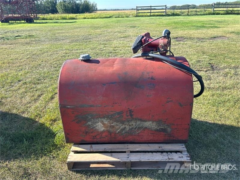 Westeel- Rosco 125 gal Portable Steel Fuel Tank Nádrže na palivo a aditiva