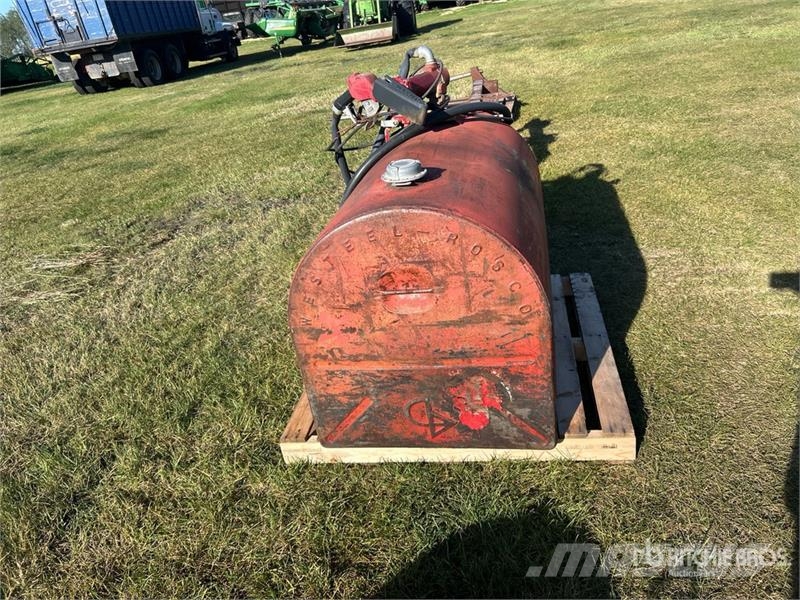 Westeel- Rosco 125 gal Portable Steel Fuel Tank Nádrže na palivo a aditiva