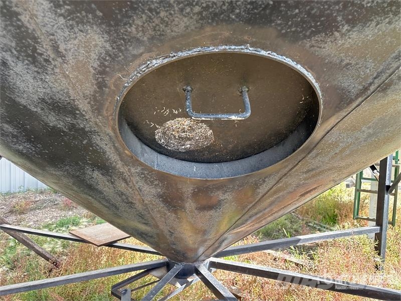 Westeel-Rosco 145 +/- 2000 bu 5 Ring Hopper Grain Processering och lagring av skörd - Övrigt