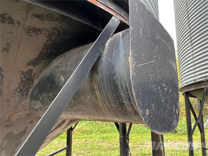 Westeel-Rosco 147 +/- 2600 bu 7 Ring Hopper Grain Processering och lagring av skörd - Övrigt