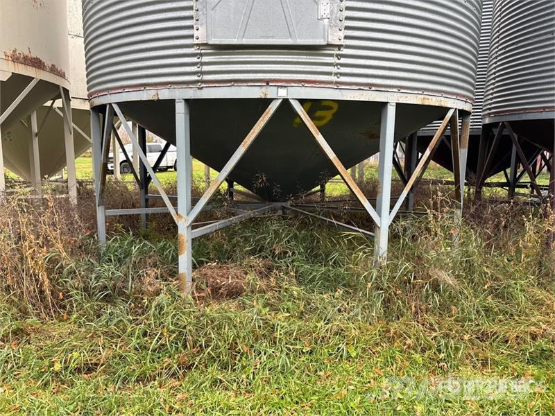  Westeel-Rosco +/- 1800 bu 5 Ring Hopper Grain Bin Saagi töötlemise ja ladustamise seadmed - Muud