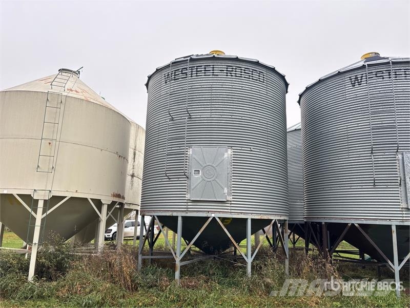  Westeel-Rosco +/- 1800 bu 5 Ring Hopper Grain Bin Saagi töötlemise ja ladustamise seadmed - Muud