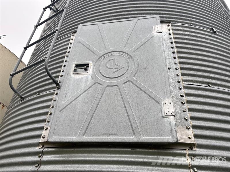  Westeel-Rosco +/- 1800 bu 5 Ring Hopper Grain Bin Saagi töötlemise ja ladustamise seadmed - Muud