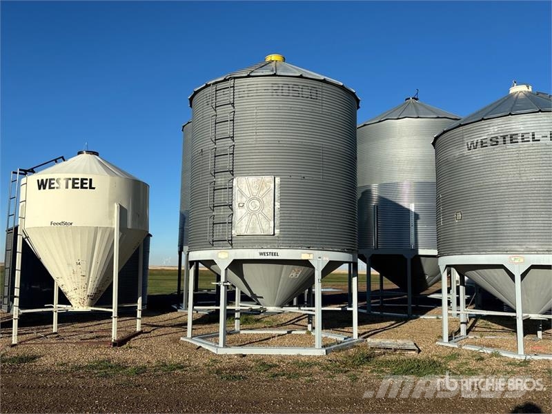  Westeel-Rosco +/- 2000 bu 5 Ring Hopper Grain Bin وحدات / آلات معالجة المحاصيل وتخزينها - أخرى