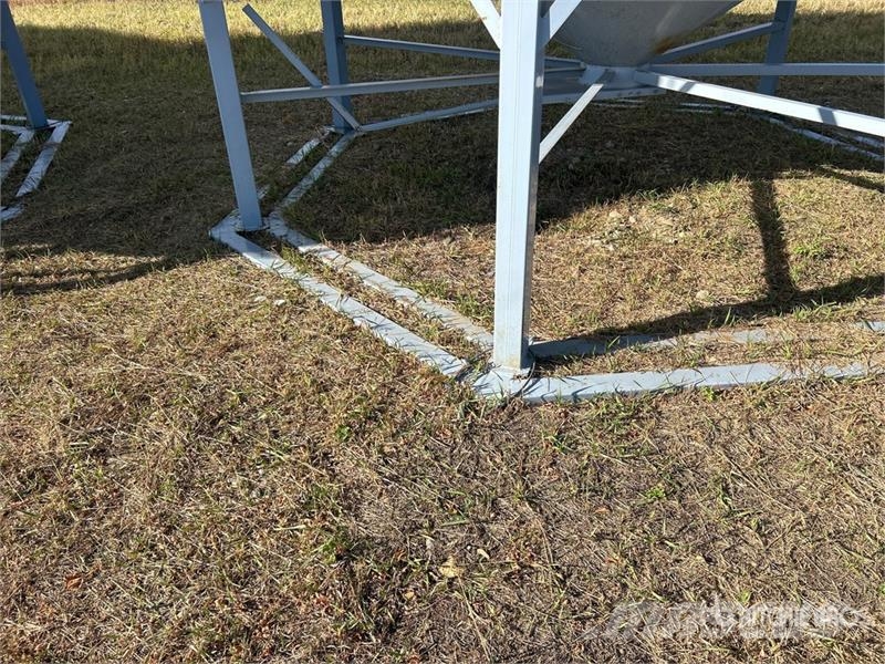  Westeel- Rosco +/- 2000 bu 6 Ring Hopper Grain Bin Crop processing and storage units/machines - Others
