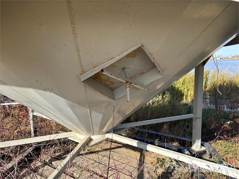 Westeel-Rosco +/- 2000 bu 7 Ring Hopper Grain Bin Stockage, conditionnement - Autres