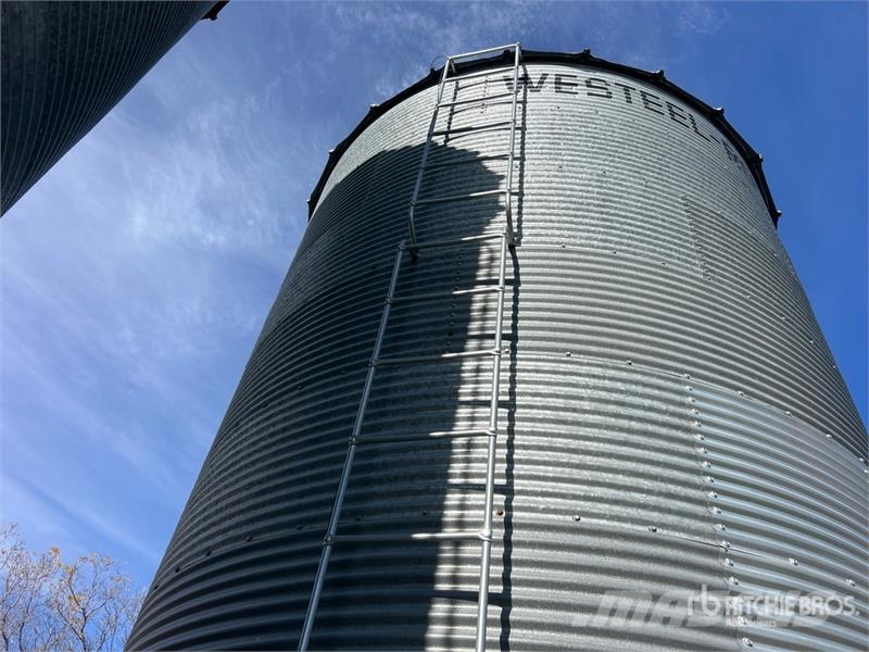  Westeel- Rosco +/- 2000 bu 6 Ring Hopper Grain Bin Crop processing and storage units/machines - Others