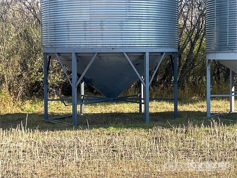  Westeel-Rosco +/- 2000 bu 6 Ring Hopper Grain Bin Crop processing and storage units/machines - Others