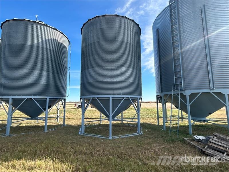 Westeel- Rosco +/- 2000 bu 6 Ring Hopper Grain Bin Crop processing and storage units/machines - Others