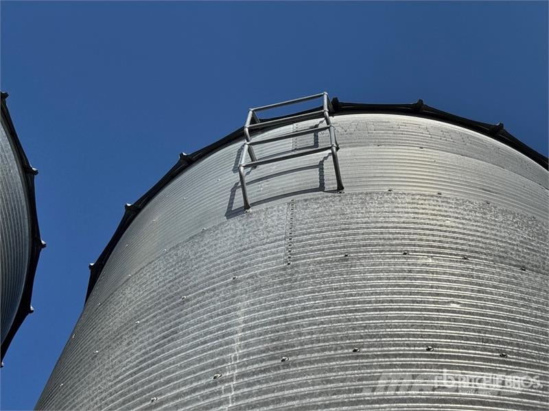 Westeel-Rosco +/- 2000 bu 7 Ring Hopper Grain Bin Stockage, conditionnement - Autres