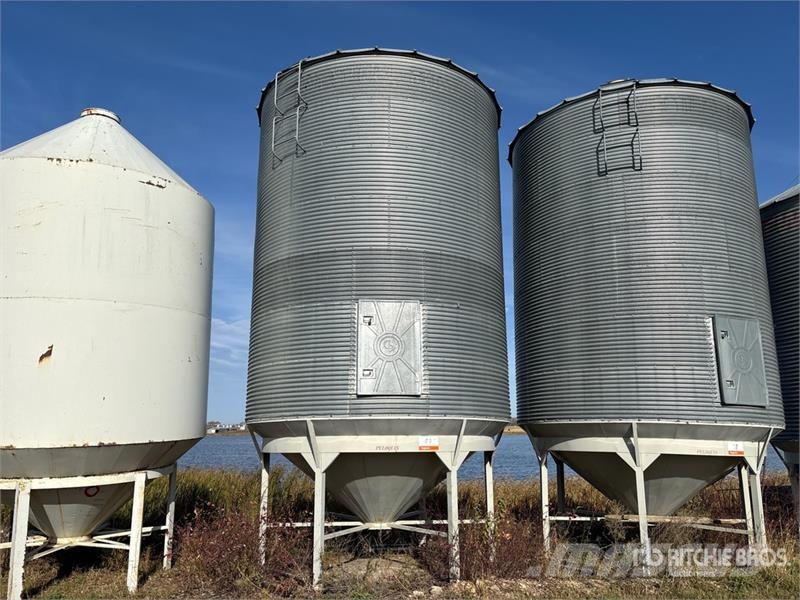 Westeel-Rosco +/- 2000 bu 7 Ring Hopper Grain Bin Stockage, conditionnement - Autres