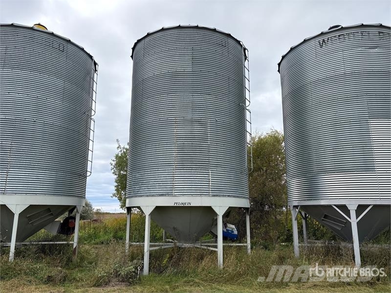  Westeel-Rosco +/- 2350 bu 7 Ring Hopper Grain Bin وحدات / آلات معالجة المحاصيل وتخزينها - أخرى