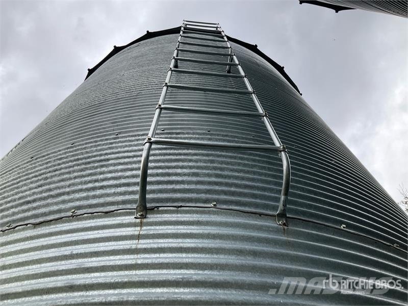Westeel-Rosco +/- 2500 bu Hopper Grain Bin 农作物机械加工存储设备 - 其他