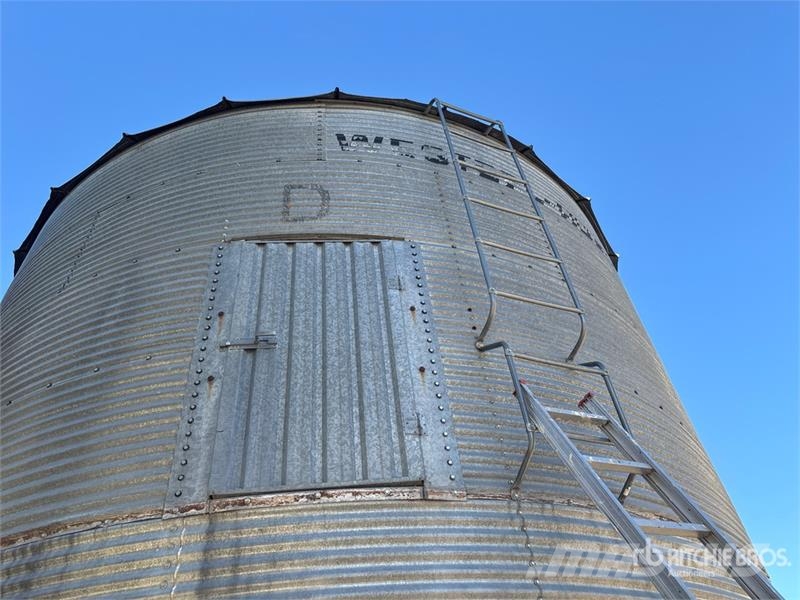  Westeel-Rosco +/- 3700 bu 5 Ring Hopper Grain Bin Агрегати/машини за обработка и съхранение на зърно - Други
