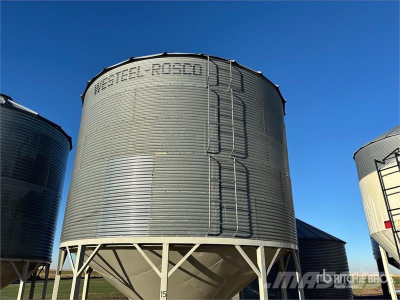  Westeel-Rosco +/- 3700 bu 5 Ring Hopper Grain Bin وحدات / آلات معالجة المحاصيل وتخزينها - أخرى