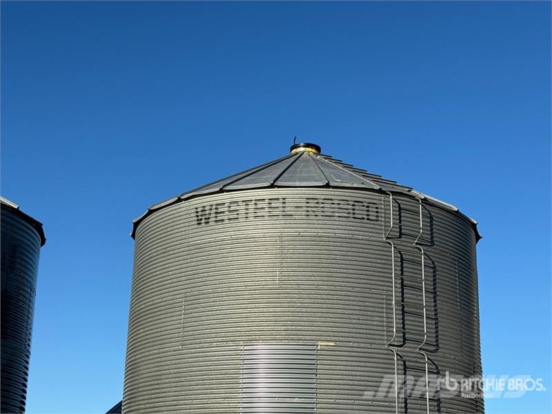  Westeel-Rosco +/- 3700 bu 5 Ring Hopper Grain Bin وحدات / آلات معالجة المحاصيل وتخزينها - أخرى