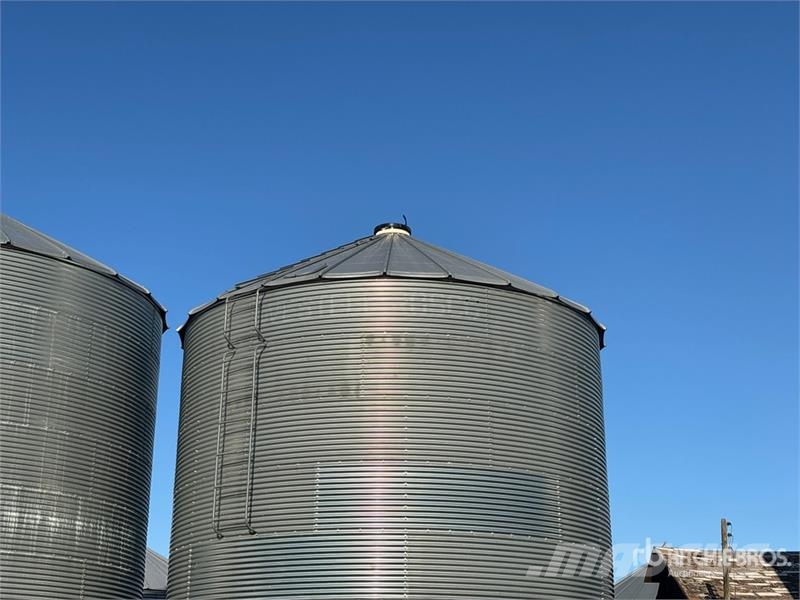Westeel-Rosco +/- 4000 bu 5 Ring Hopper Grain Bin 作物プロセスッサーと収納ユニット/機械 - その他