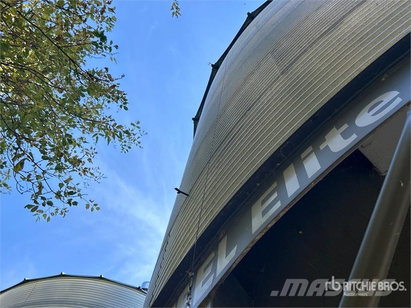 Westeel Rosco +/- 4700 bu 6 Ring Grain Bin Termény feldolgozó/tároló berendezések - Egyebek