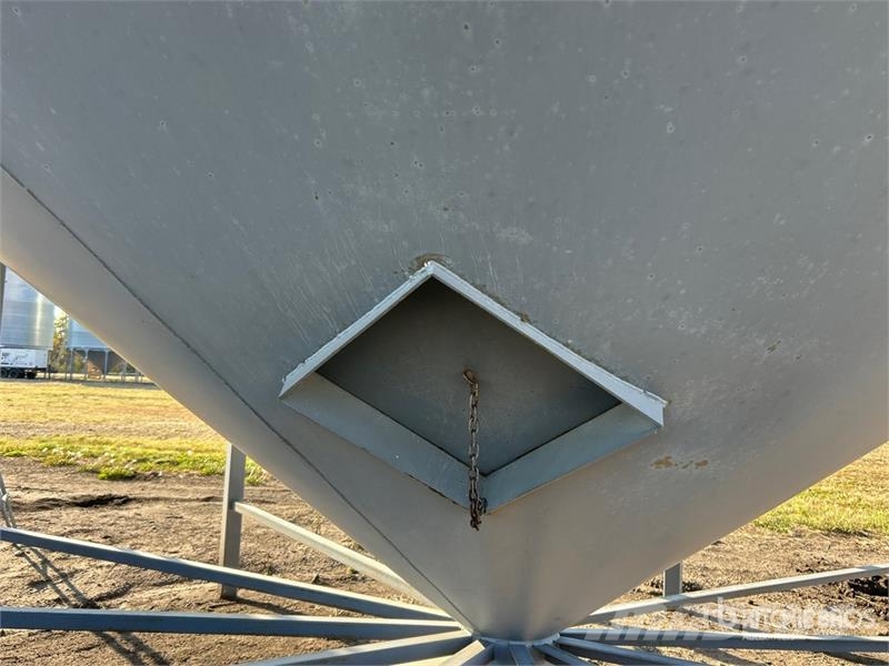  Westeel Rosco +/- 4700 bu 6 Ring Grain Bin Derliaus apdirbimas ir sandėliavimas/technika - Kita