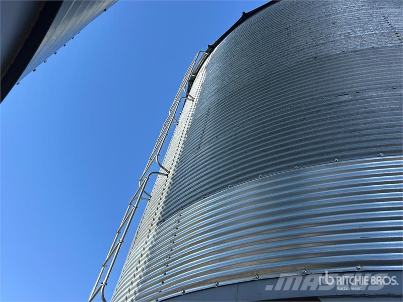  Westeel Rosco +/- 4700 bu 6 Ring Grain Bin Derliaus apdirbimas ir sandėliavimas/technika - Kita