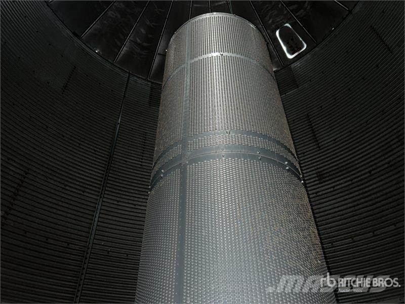 Westeel Rosco +/- 4700 bu 6 Ring Grain Bin Stockage, conditionnement - Autres
