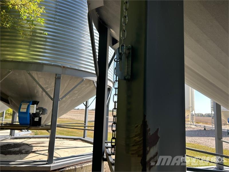 Westeel Rosco +/- 4700 bu 6 Ring Grain Bin Stockage, conditionnement - Autres
