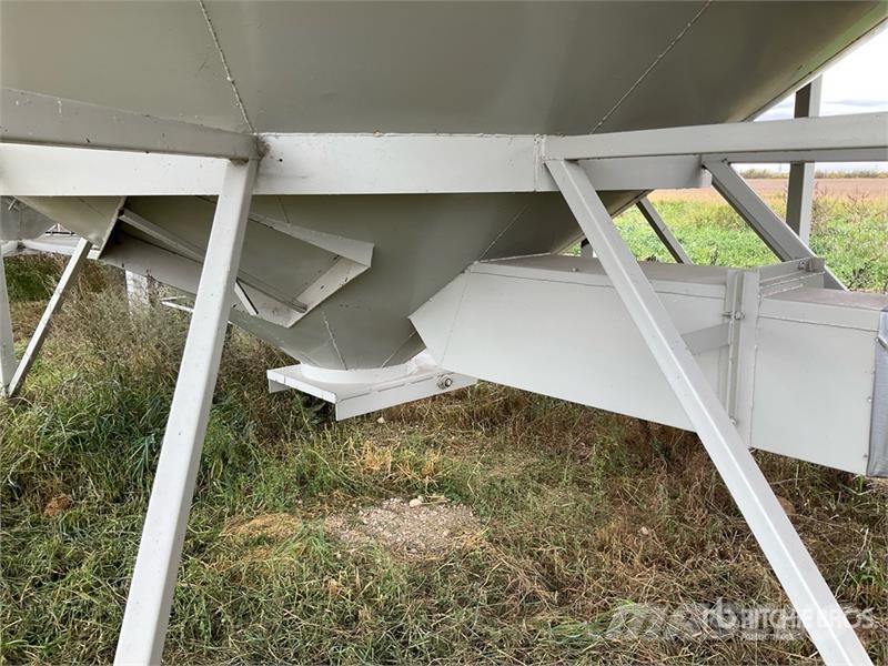 Westeel-Rosco +/- 5500 bu Hopper Grain Bin 农作物机械加工存储设备 - 其他