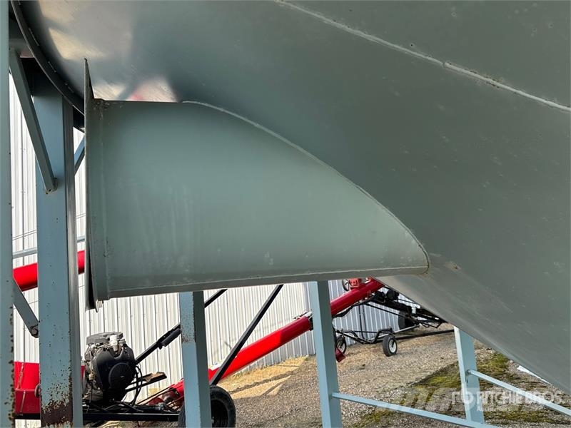 Westeel-Rosco +/- 5500 bu 8 Ring Hopper Grain Bin Gewasverwerking en opslagmachines - Overigen