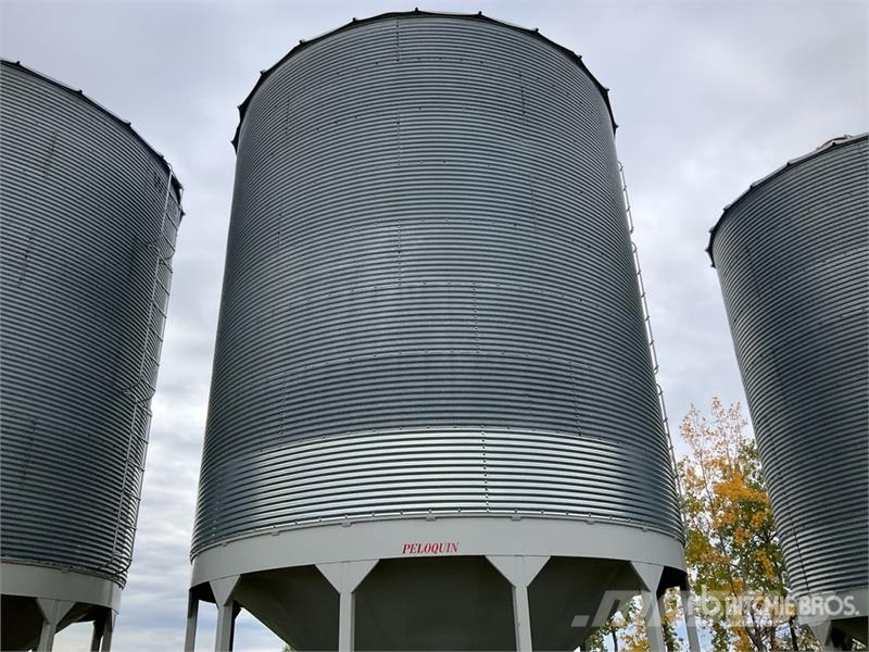  Westeel-Rosco +/- 5500 bu Hopper Grain Bin وحدات / آلات معالجة المحاصيل وتخزينها - أخرى