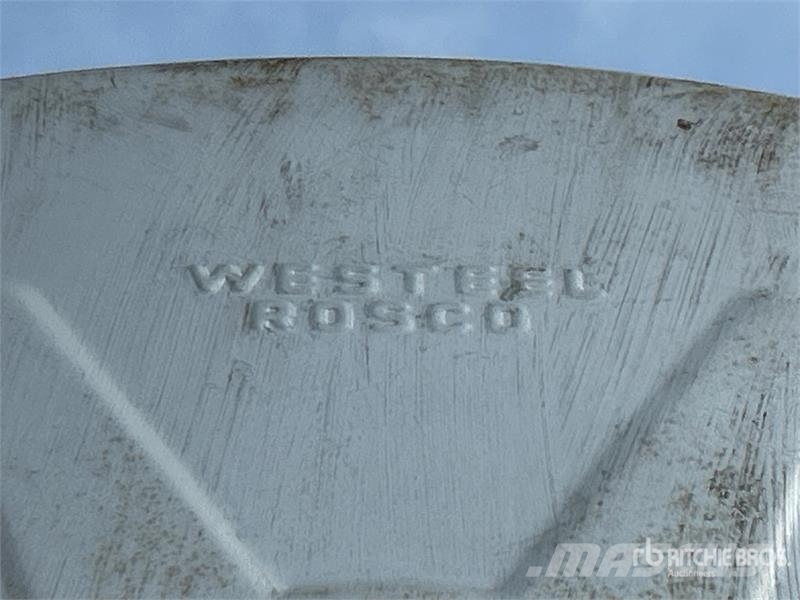 Westeel Rosco 600 gal Skid Mounted Steel Fuel Tank Depósitos de combustible y aditivos