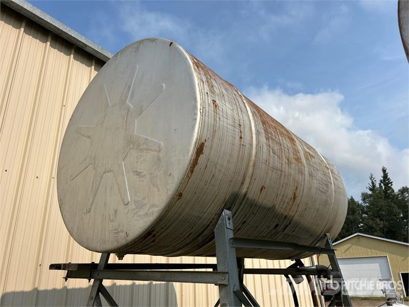 Westeel Rosco 600 gal Skid Mounted Steel Fuel Tank Depósitos de combustible y aditivos