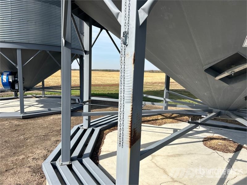 Westeel Rosco +/- 6000 bu 8 Ring Grain Bin Maszyny uprawowe,przechowalnie - Inne
