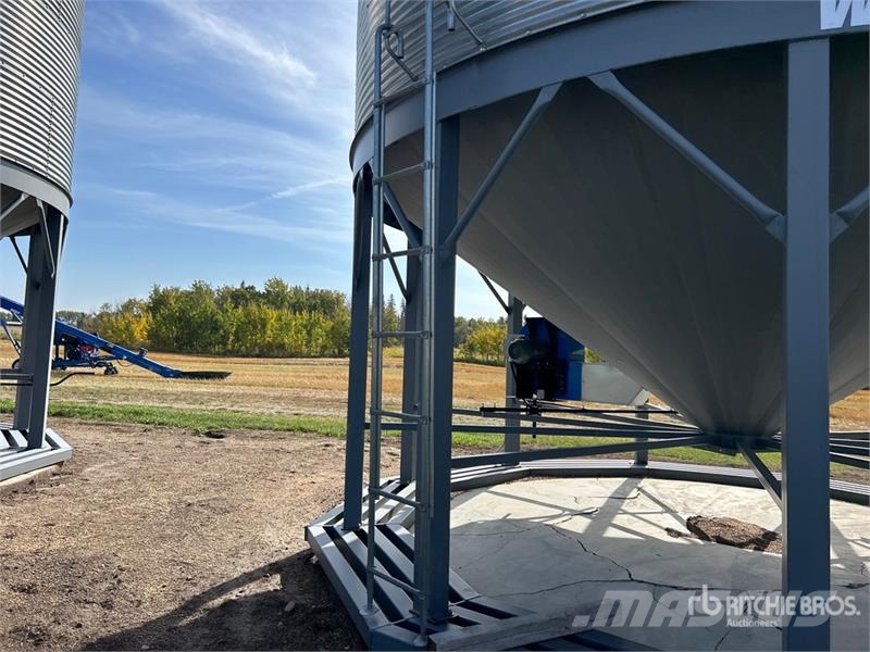  Westeel Rosco +/- 6000 bu 8 Ring Grain Bin Maszyny uprawowe,przechowalnie - Inne