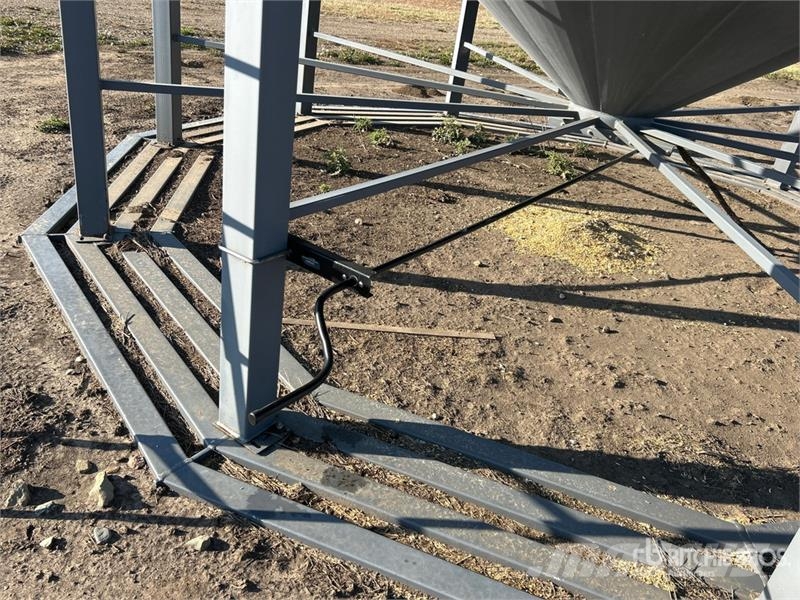 Westeel Rosco +/- 6000 bu 6 Ring Grain Bin Naprave za predelavo in shranjevanje žetve - Ostalo