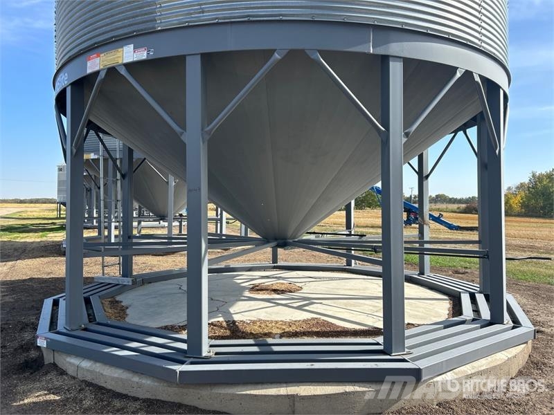  Westeel Rosco +/- 6000 bu 8 Ring Grain Bin Maszyny uprawowe,przechowalnie - Inne