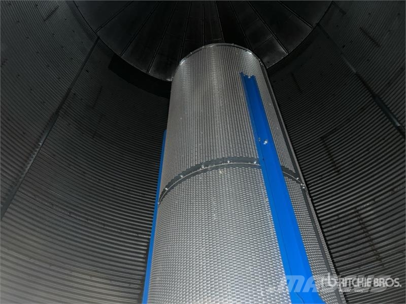 Westeel Rosco +/- 6000 bu 8 Ring Grain Bin Saagi töötlemise ja ladustamise seadmed - Muud