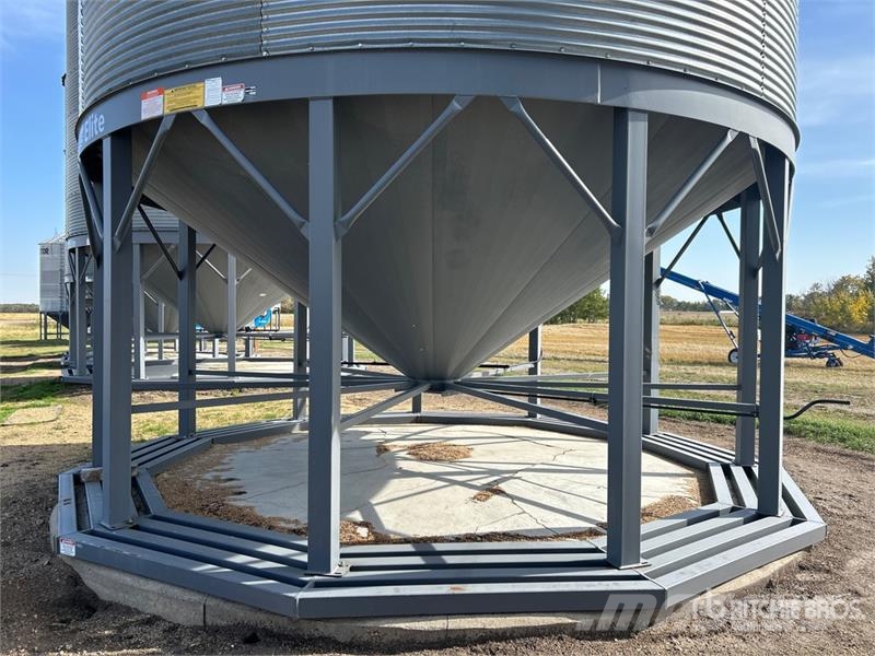 Westeel Rosco +/- 6000 bu 8 Ring Grain Bin Termény feldolgozó/tároló berendezések - Egyebek