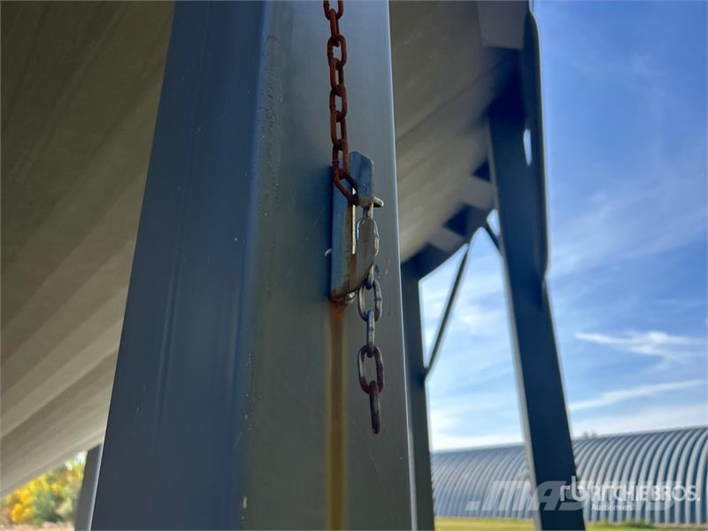 Westeel Rosco +/- 6000 bu 8 Ring Grain Bin Saagi töötlemise ja ladustamise seadmed - Muud