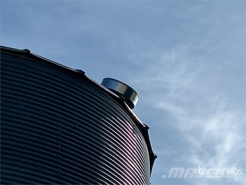  Westeel Rosco +/- 6000 bu 8 Ring Grain Bin وحدات / آلات معالجة المحاصيل وتخزينها - أخرى