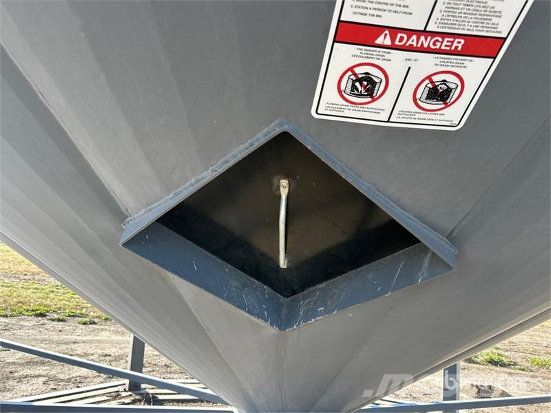 Westeel Rosco +/- 6000 bu 6 Ring Grain Bin Naprave za predelavo in shranjevanje žetve - Ostalo