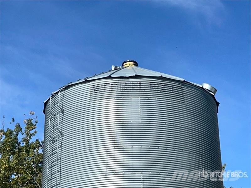 Westeel Rosco +/- 6000 bu 8 Ring Grain Bin Saagi töötlemise ja ladustamise seadmed - Muud