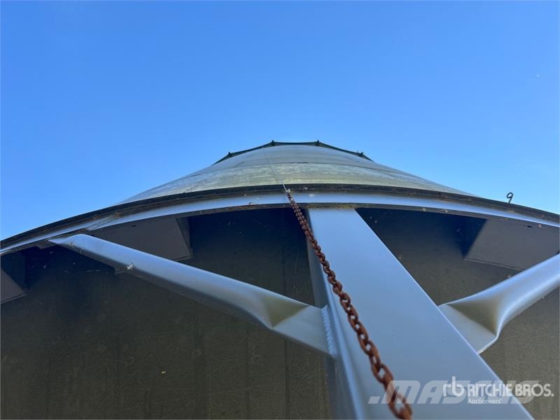 Westeel Rosco +/- 6000 bu 8 Ring Grain Bin Saagi töötlemise ja ladustamise seadmed - Muud