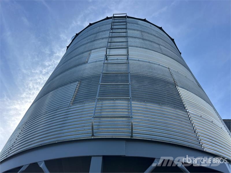  Westeel Rosco +/- 6000 bu 8 Ring Grain Bin Maszyny uprawowe,przechowalnie - Inne