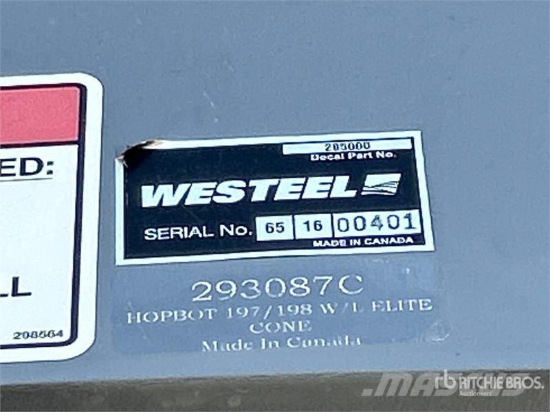 Westeel Rosco +/- 6000 bu 8 Ring Grain Bin وحدات / آلات معالجة المحاصيل وتخزينها - أخرى