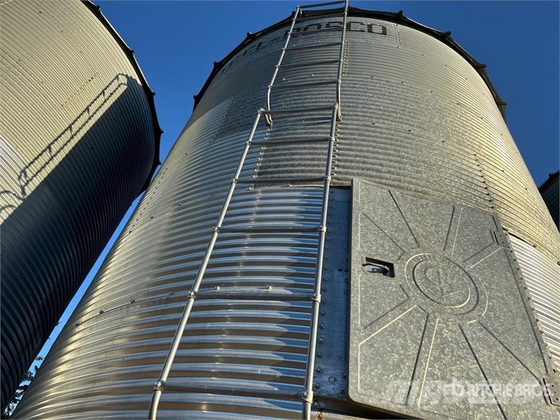  Westeel Roscoe +/- 2100 bu 6 Ring Hopper Grain Bin وحدات / آلات معالجة المحاصيل وتخزينها - أخرى